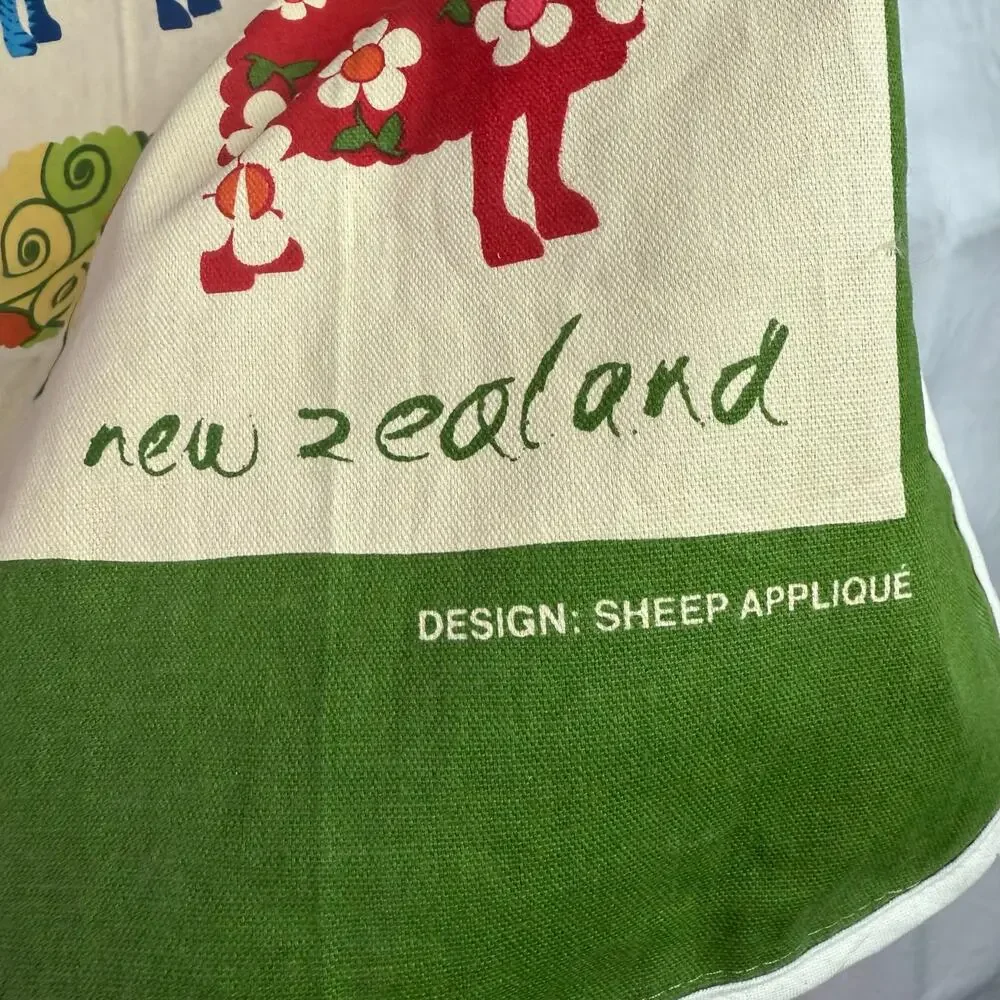 Derek of New Zealand 100% Cotton Sheep Applique Colorful Apron Kitchen Souvenir